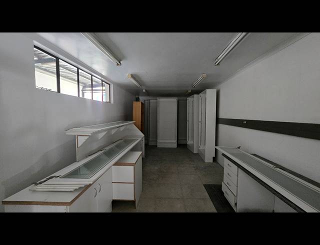 680M² WAREHOUSE TO LET IN SEBENZA